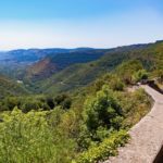 Groene heuvels in Zuid-Frankrijk