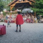 Voorstelling voor jong publiek op een kindvriendelijk camping in de Bourgogne